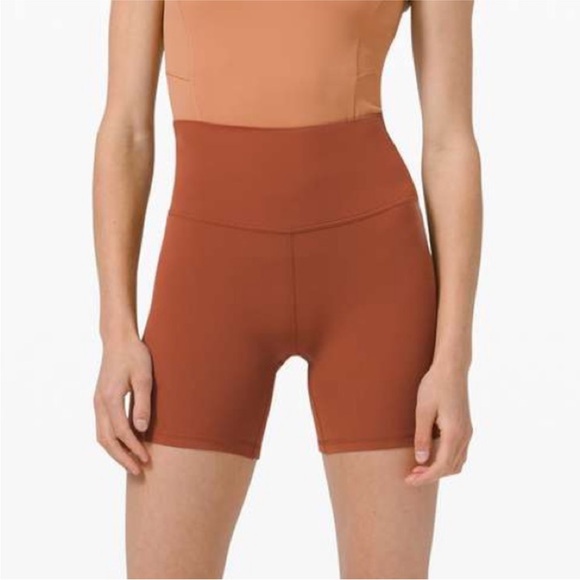 ✨ LULULEMON ALIGN SHORTS ✨ - Picture 5 of 6